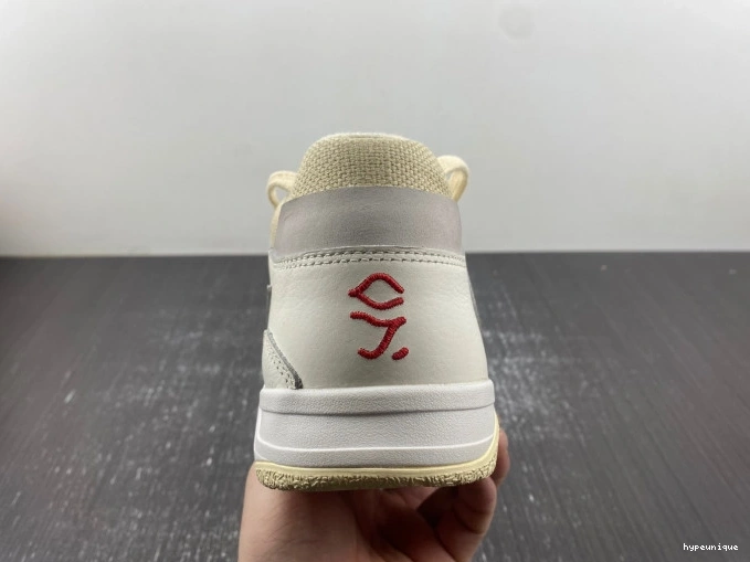 HYPE CHECK SCOTT JORDAN THE FZ8117-003 X TRAVIS CUT 0720